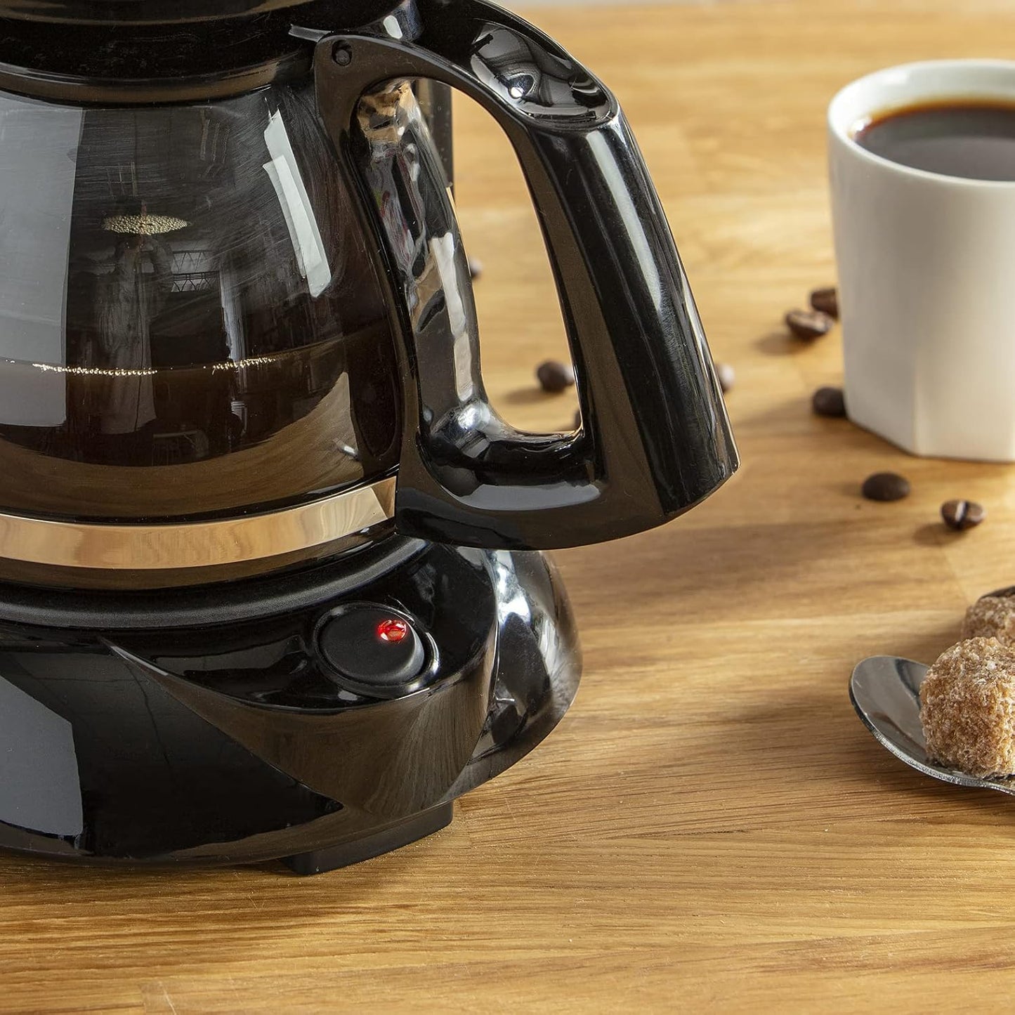 Moulinex Principio FG1528 - Cafeteira de filtro 600 W de 0,6 L com função Auto-off e sistema antigotejamento, plástico, cor preto | Capacidade de 6 chávenas, luz indicadora, função Auto Off, anti-gotejamento, peças aptas máquina de lavar louça, FG1528