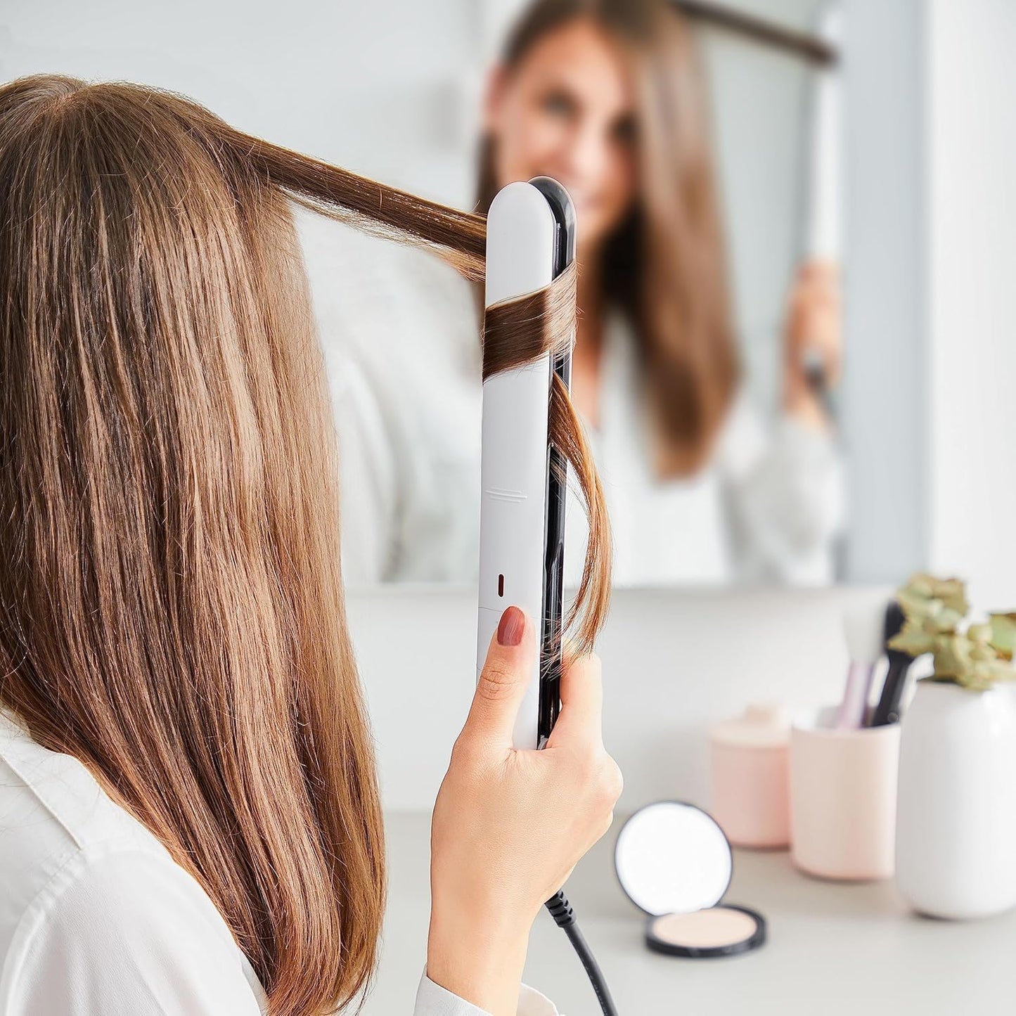Rowenta Optiliss, alisador de cabelo com revestimento cerâmico para cabelos macios e brilhantes