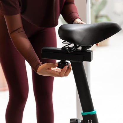Cecotec Bicicleta estática Indoor DrumFit Indoor, volante de inércia de 6 a 13 kg, resistência manual, monitor LCD, pulsómetro, suporte para dispositivos, garrafa, porta-garrafas e calapés