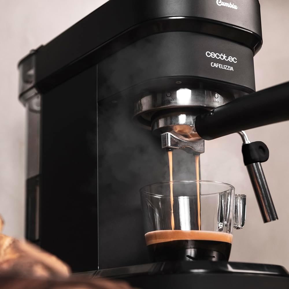 Cecotec máquina de café expresso Cafelizzia 790 Black para expresso e cappuccino. Sistema de aquecimento rápido, 20 bares, modo automático para 1 e 2 cafés, vaporizador orientável, depósito 1,2 litros