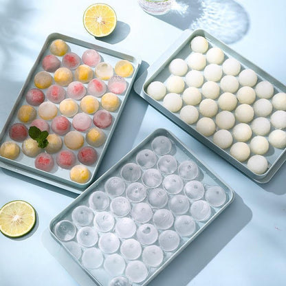 Formas de gelo, 33x3 peças, molde redondo para fazer bolas de gelo para freezer com tampa e recipiente, formas de gelo picado de fácil remoção, forma de cubos de gelo pequenos para resfriar bebidas, café, suco e coquetéis.