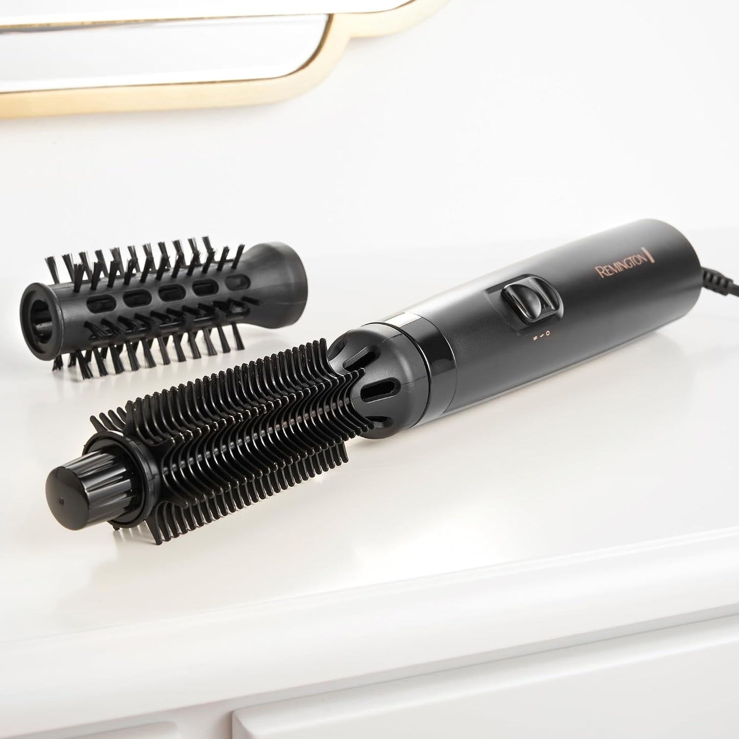 Remington Escova de Ar Blow Dry & Style - Modelador de Cabelo, 2 Acessórios, Modela e Dá Volume, Escova Secadora, Ótimo para Cabelo Curto, 400 W, 2 Temperaturas e 2 Velocidades - AS7100