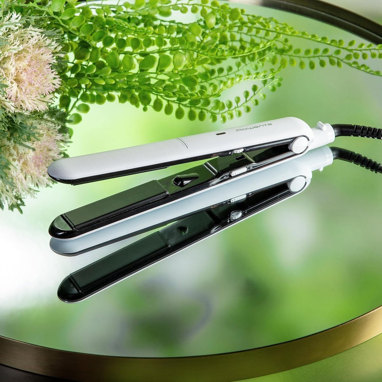 Rowenta Optiliss, alisador de cabelo com revestimento cerâmico para cabelos macios e brilhantes