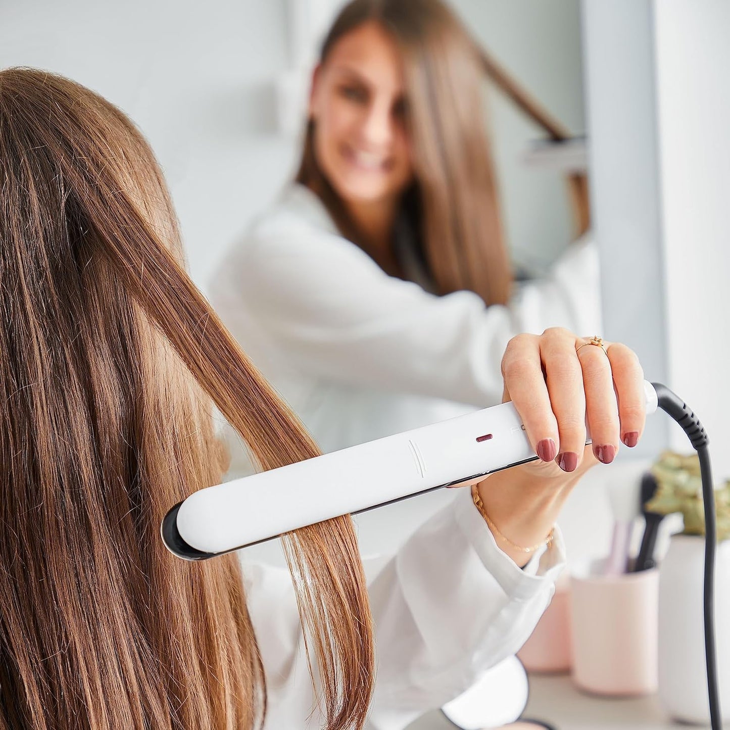 Rowenta Optiliss, alisador de cabelo com revestimento cerâmico para cabelos macios e brilhantes