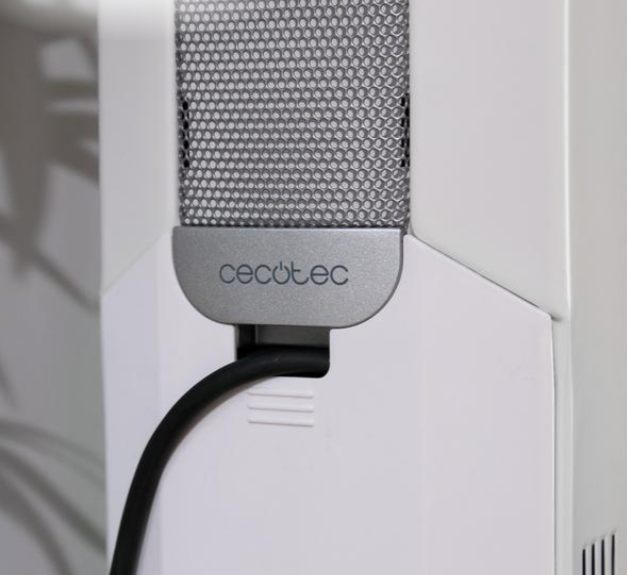 ReadyWarm 9000 Space. Aquecedor elétrico a óleo com 9 Módulos, Baixo consumo de energia, 2000 W, 3 níveis de potência, Recolhe-cabos, Sistema de segurança, Rodas, 20 m2